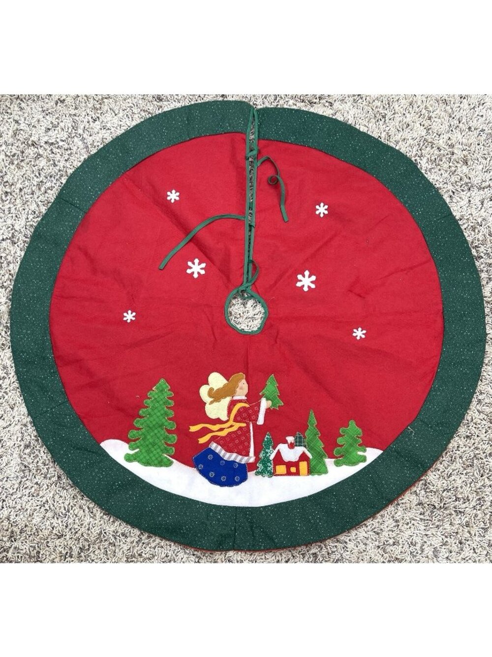 VTG 41" Red Green Felt Angel Applique CHRISTMAS TREE SKIRT Apron Cottagecore EUC